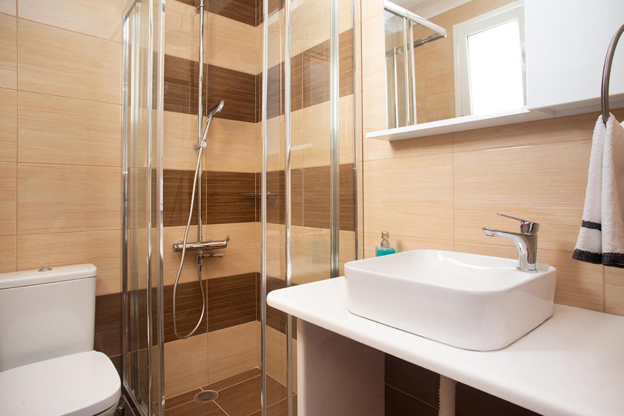 Σπίτι Με Θέα Villa Kalivia Thorikou Exteriör bild