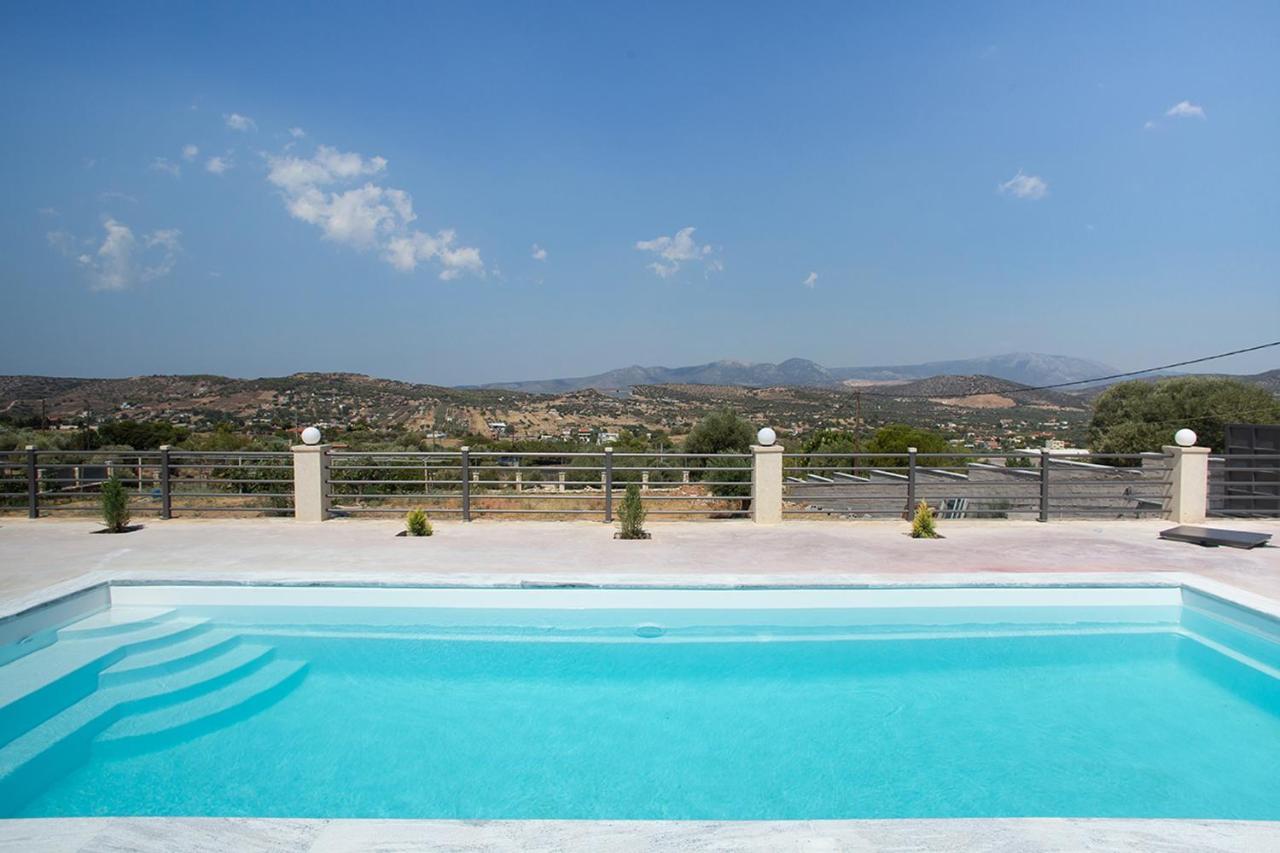 Σπίτι Με Θέα Villa Kalivia Thorikou Exteriör bild