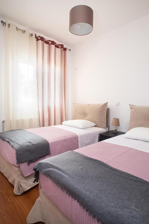 Σπίτι Με Θέα Villa Kalivia Thorikou Exteriör bild
