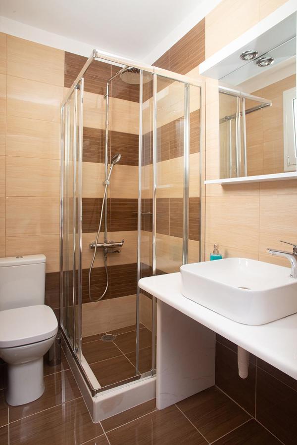 Σπίτι Με Θέα Villa Kalivia Thorikou Exteriör bild