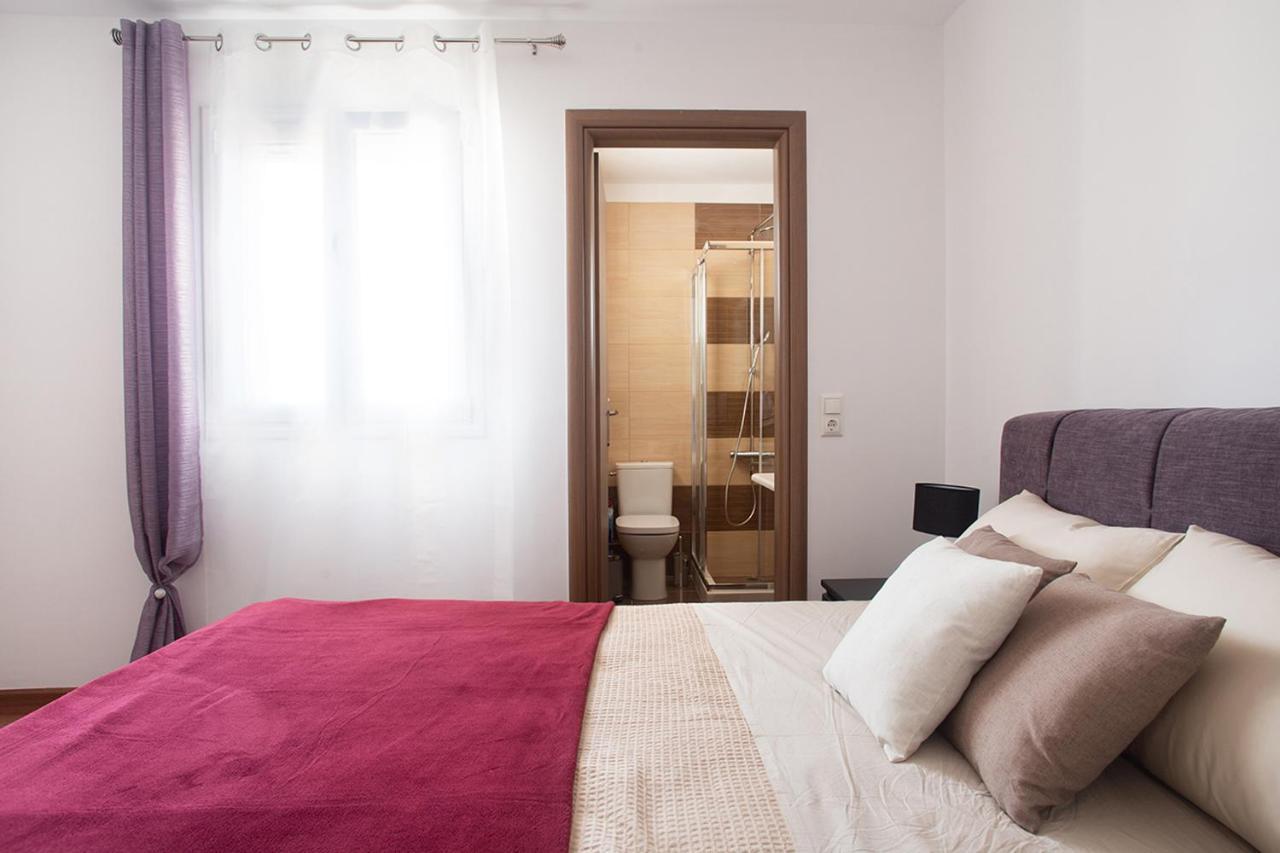 Σπίτι Με Θέα Villa Kalivia Thorikou Exteriör bild